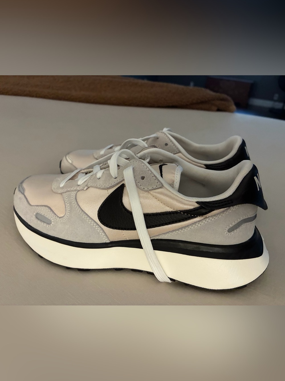 Nike Phoenix Waffle Women's Sneakers White Black US 7.5